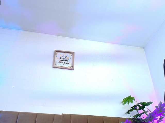 Nikkenyx online show from August 12, 8:27 am