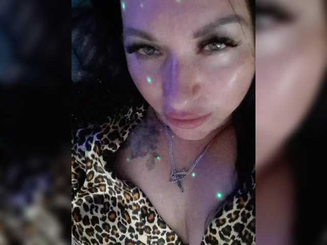 Nikoletta25 online show from August 11, 8:55 pm