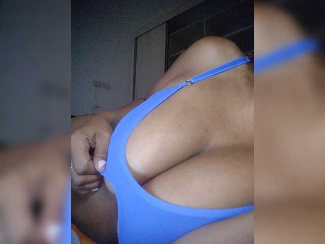 NinaBelluschi online show from July 21, 11:23 am