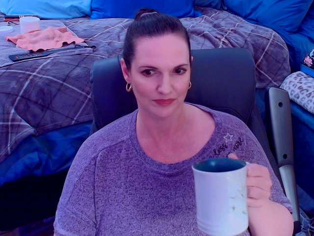 NinaJaymes online show from August 6, 11:15 pm