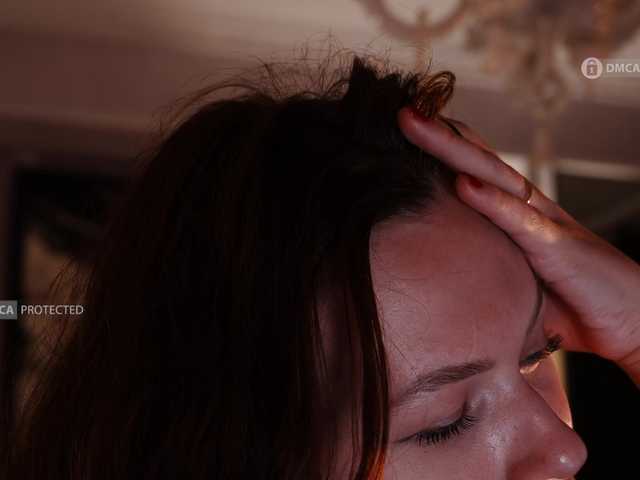 NinaSecret online show from August 11, 6:32 pm