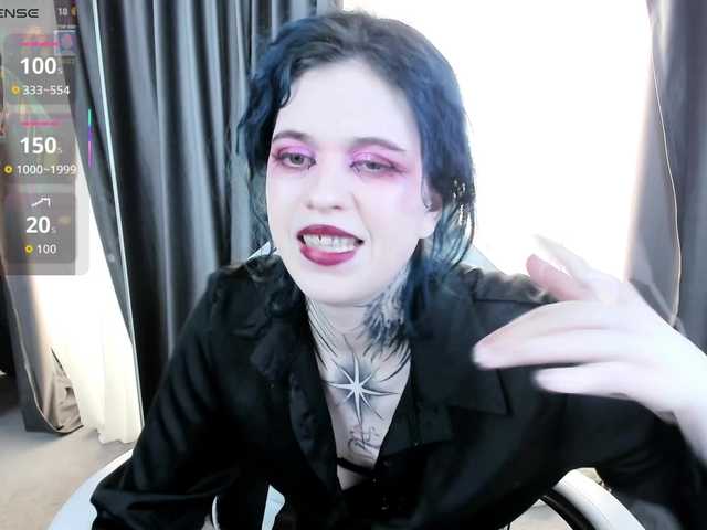NoelleGothicShadow online show from April 9, 11:42 pm