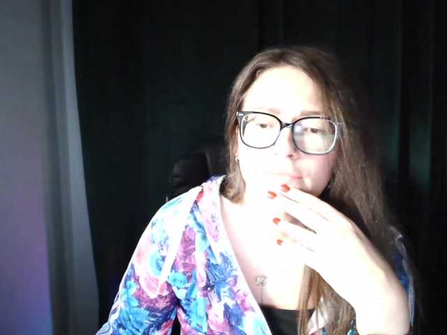 NoraHot online show from July 24, 12:30 pm