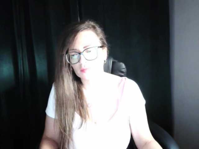 NoraHot online show from August 7, 10:26 am