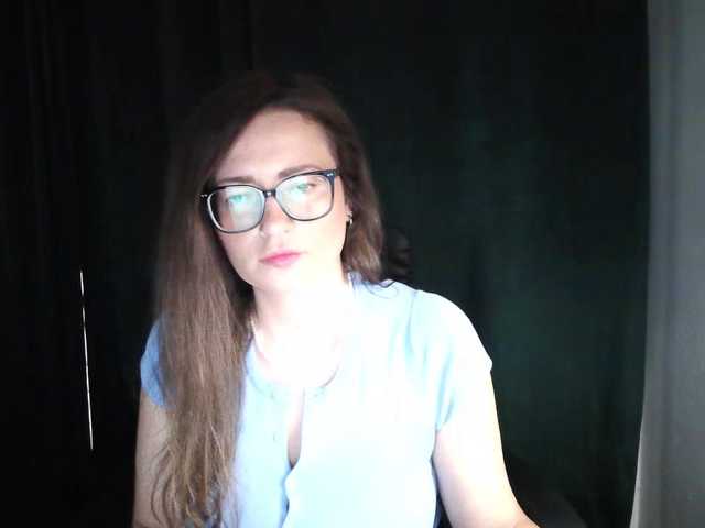 NoraHot online show from August 11, 10:50 am