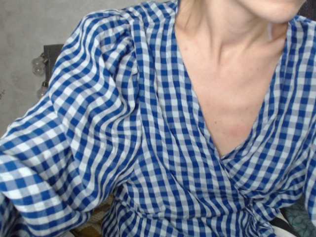 NoraSweet online show from August 14, 9:24 am