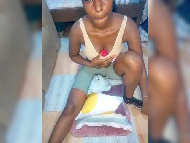 NubianFlirt online show from June 15, 4:21 am