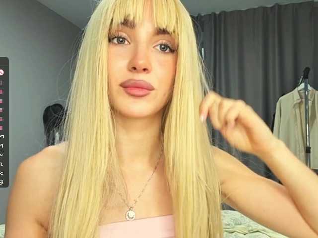 NydiaFuelling online show from August 12, 4:09 pm