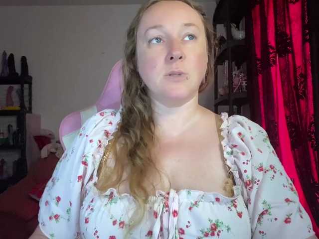 NylonQueen online show from August 13, 10:29 am