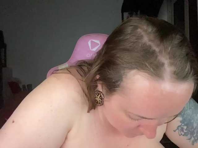 NylonQueen online show from August 14, 7:06 pm