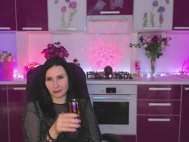 Olivija2020 online show from August 13, 10:35 pm