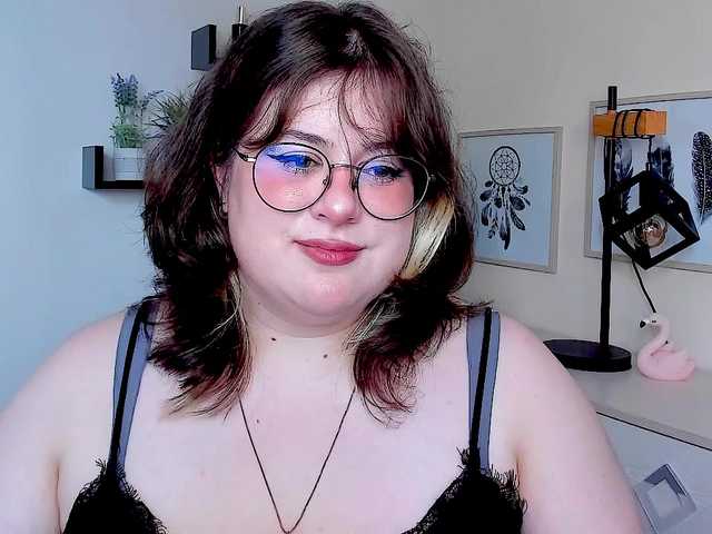 OpheliaLush online show from August 3, 9:16 am