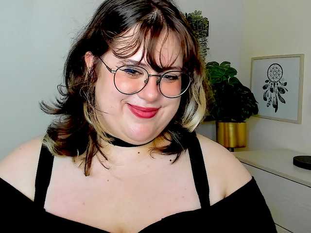 OpheliaLush online show from August 5, 7:17 am
