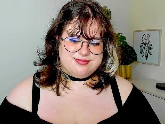 OpheliaLush online show from August 5, 8:23 am