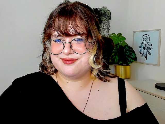 OpheliaLush online show from August 11, 7:54 am