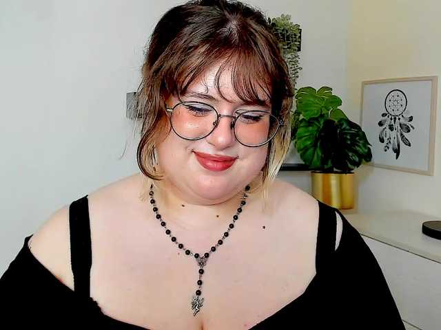 OpheliaLush online show from August 13, 7:44 am