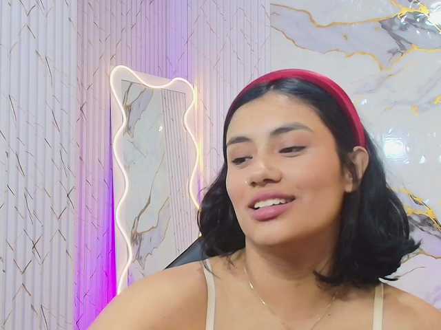 PEACHY-TAY online show from August 13, 1:47 pm