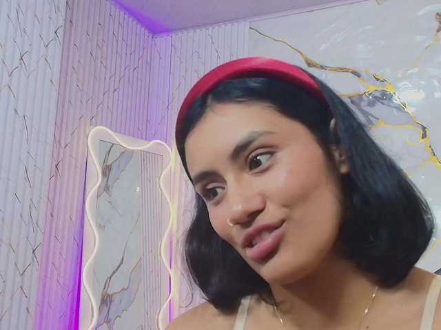 PEACHY-TAY online show from August 13, 3:59 pm
