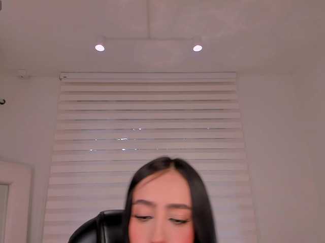 PaulineSanz online show from September 8, 5:09 pm