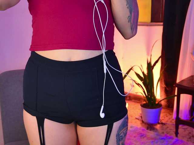 PeachNymph online show from July 15, 12:00 am