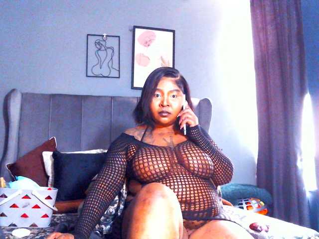 PearBlu38 online show from July 18, 11:00 am