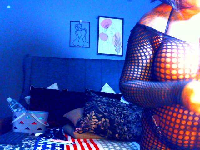 PearBlu38 online show from July 23, 1:13 pm