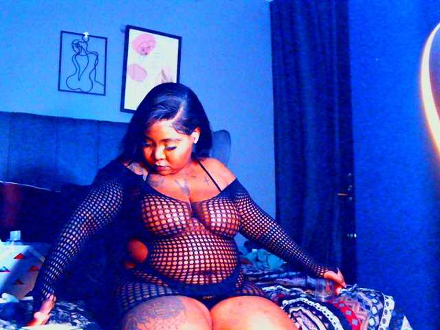 PearBlu38 online show from July 26, 10:15 pm