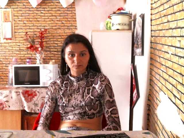 hottymomxx online show from May 5, 11:56 am