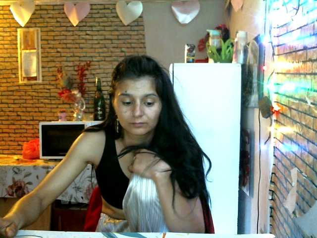 hottymomxx online show from May 6, 8:21 pm