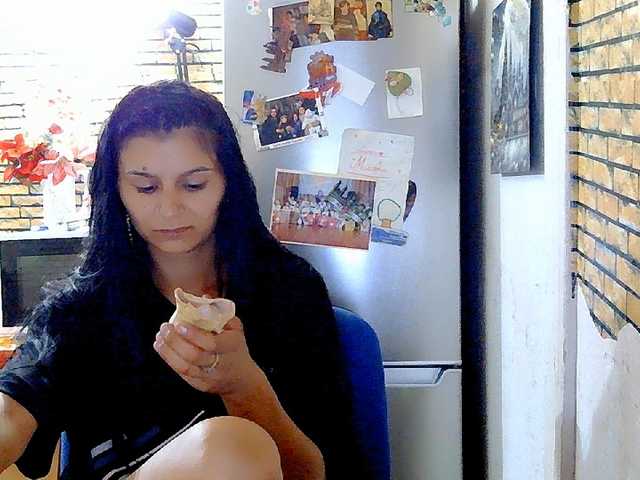 hottymomxx online show from July 17, 11:16 pm