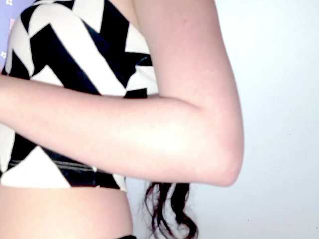 PetiteIvoryqueens online show from August 3, 9:38 am