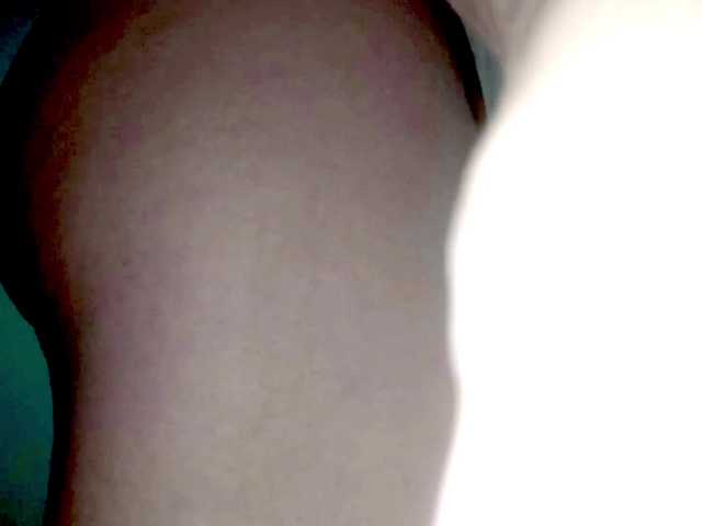 PetiteIvoryqueens online show from August 15, 6:28 am