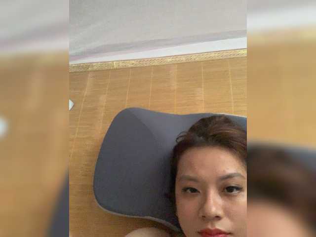 Phoebe90 online show from July 31, 2:23 pm