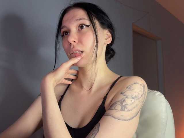 PinkDolly18 online show from April 28, 7:38 pm