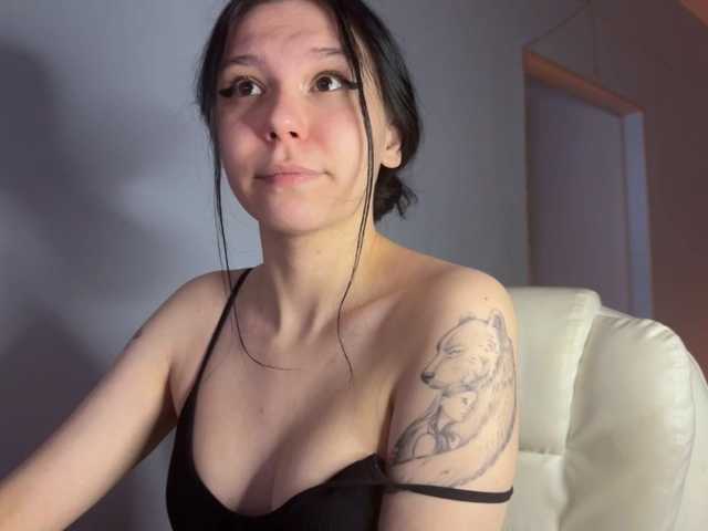 PinkDolly18 online show from June 4, 8:46 pm