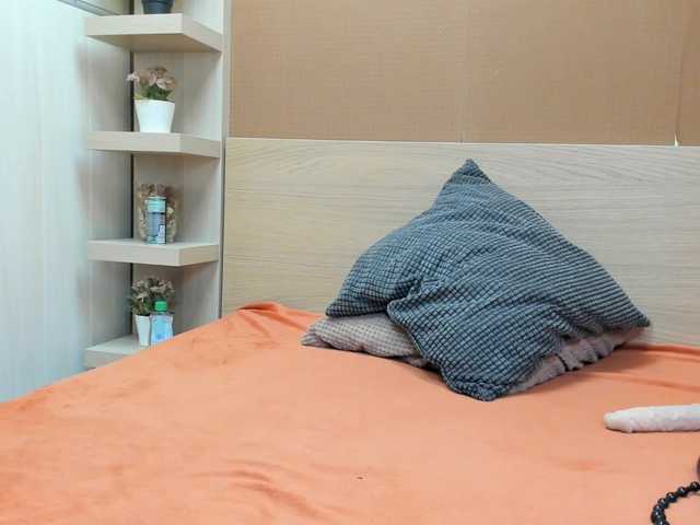 PinkySmithxXx online show from August 15, 8:18 am
