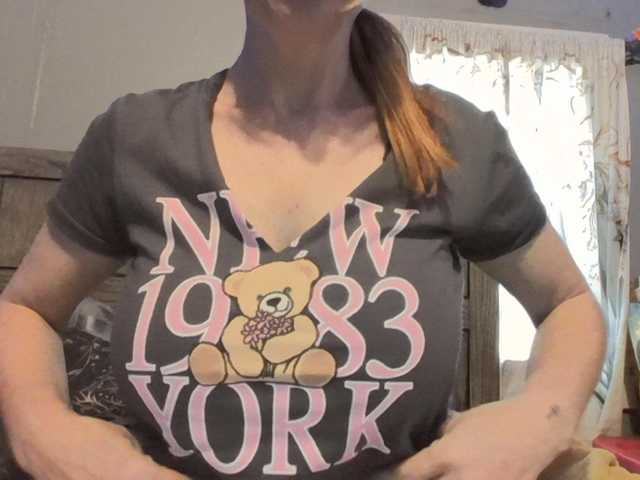 Pizzedwife online show from July 29, 9:00 pm