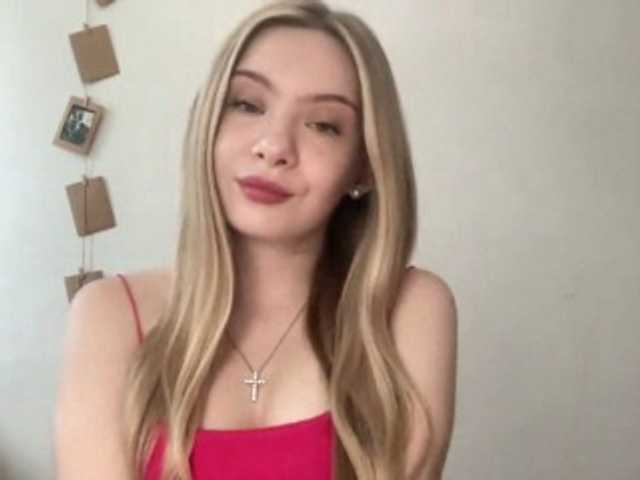Polishangel222 online show from August 7, 1:11 pm