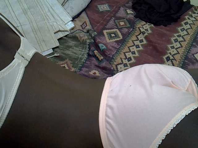 Prettiegal online show from May 31, 10:28 am