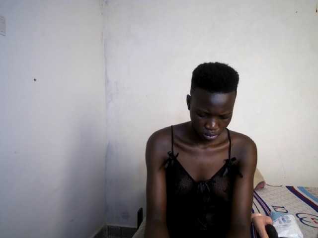 Prettieme12 online show from August 13, 2:03 am