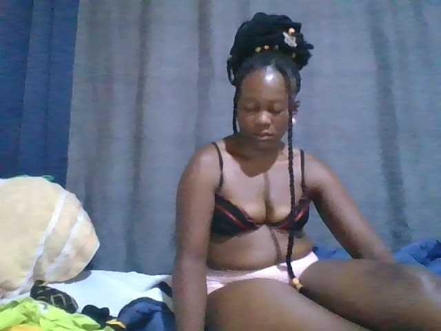 Pretty-vee online show from August 15, 10:41 am
