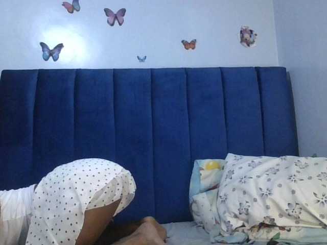 PrettyBambi online show from July 18, 10:55 pm