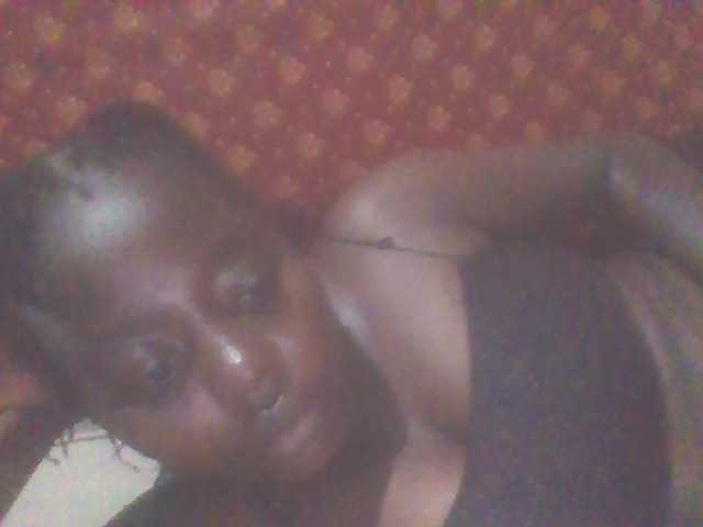 PrettyG online show from August 7, 3:56 pm