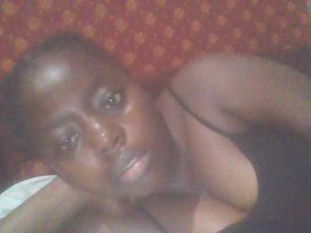 PrettyG online show from August 8, 6:02 am