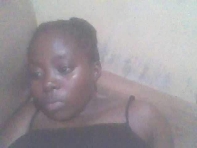 PrettyG online show from August 9, 1:01 pm