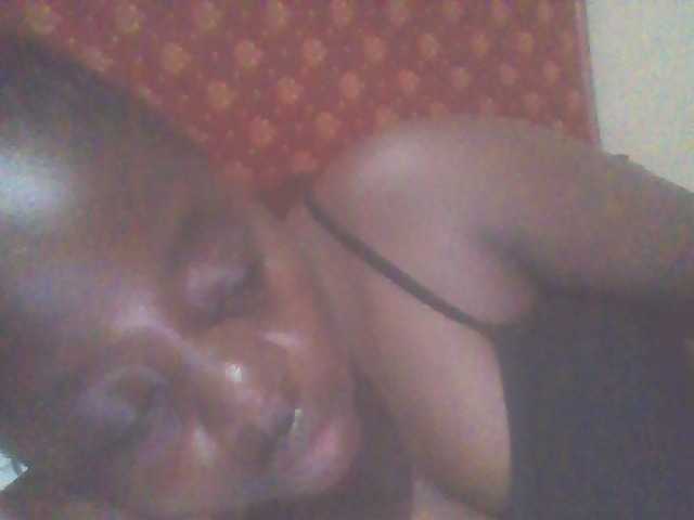 PrettyG online show from August 10, 7:21 am