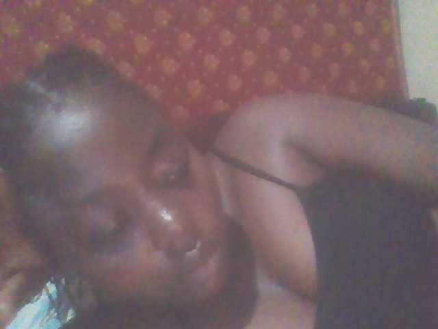 PrettyG online show from August 10, 9:33 am