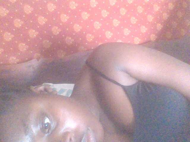 PrettyG online show from August 10, 11:44 am