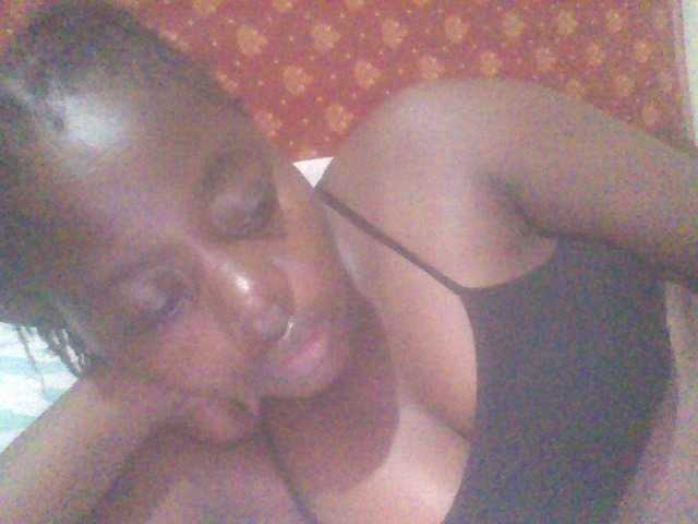 PrettyG online show from August 13, 4:48 am