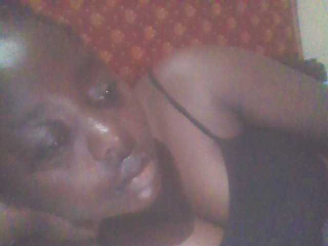 PrettyG online show from August 14, 9:24 am